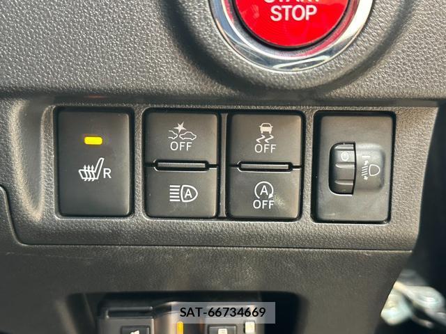 Daihatsu MOVE 2017-10 8283192-3