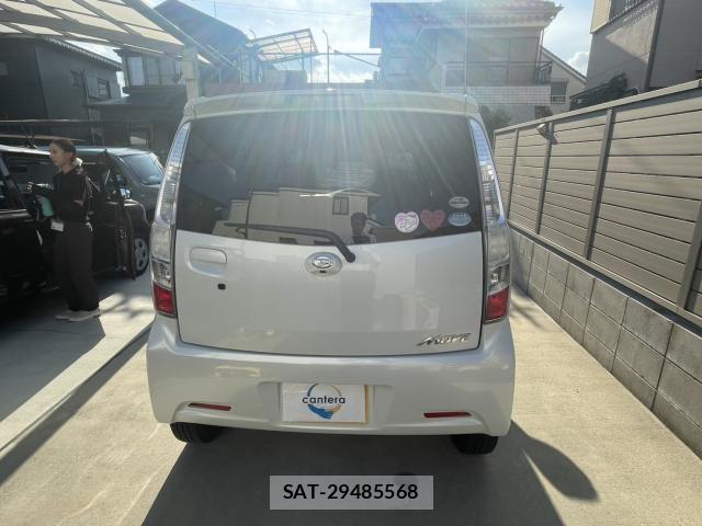 Daihatsu MOVE 2011-01 8283570-3