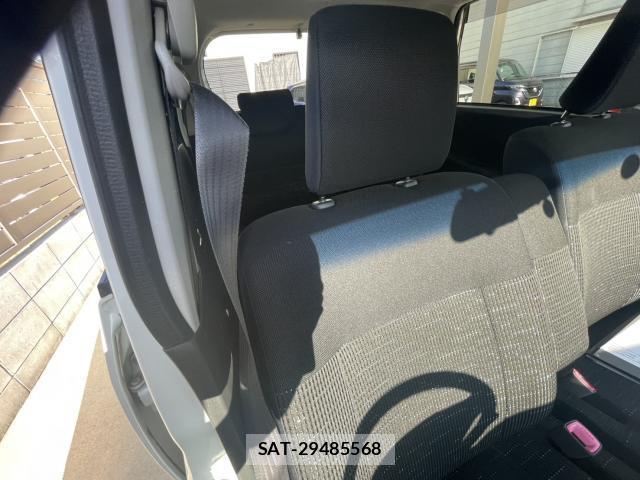 Daihatsu MOVE 2011-01 8283570-4