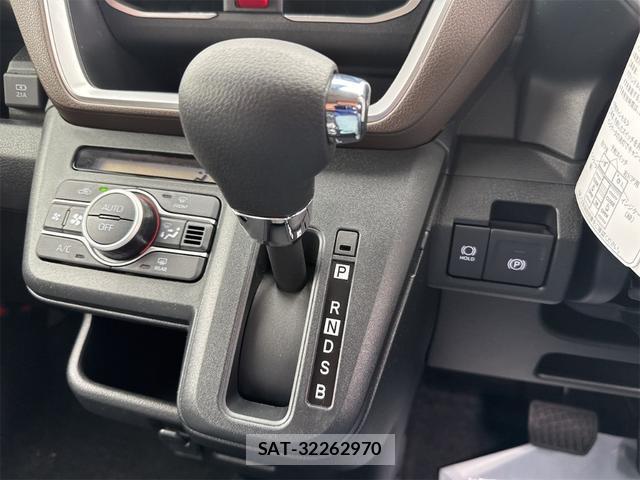 Daihatsu MOVE 2025-12 8285408-3