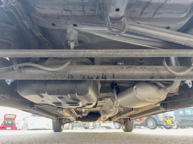 Suzuki MR WAGON 2014-07 8276822-18