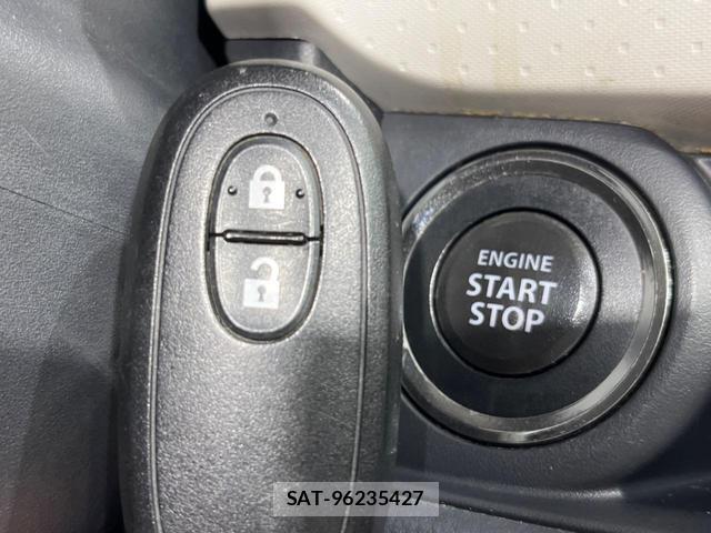 Suzuki MR WAGON 2014-01 8283152-3