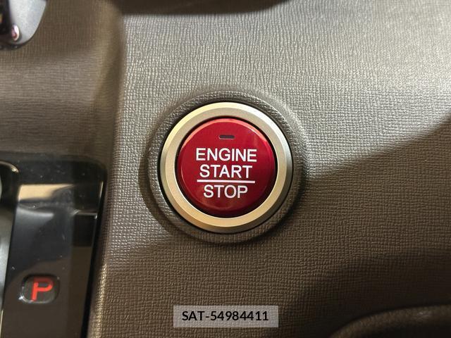 Honda N-ONE 2018-12 8282968-6