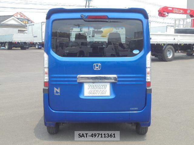 Honda N-VAN 2018-12 8277414-17