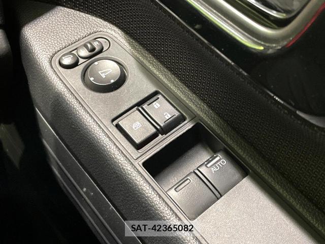 Honda N-VAN 2022-11 8279388-5