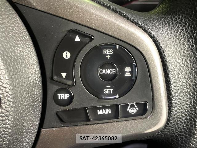 Honda N-VAN 2022-11 8279388-6