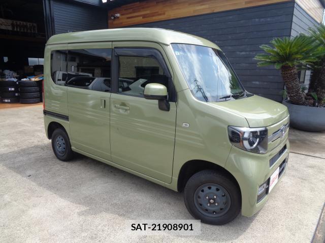 Honda N-VAN 2018-09 8280388-5