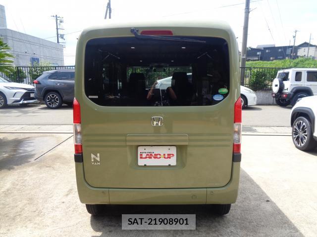 Honda N-VAN 2018-09 8280388-6