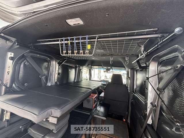 Honda N-VAN 2019-06 8284137-10