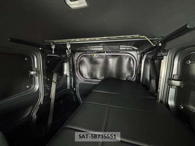 Honda N-VAN 2019-06 8284137-17