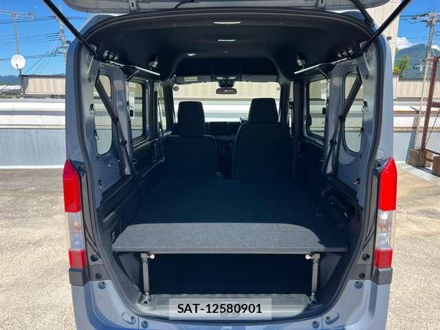 Honda N-VAN 2022-11 8284200-7