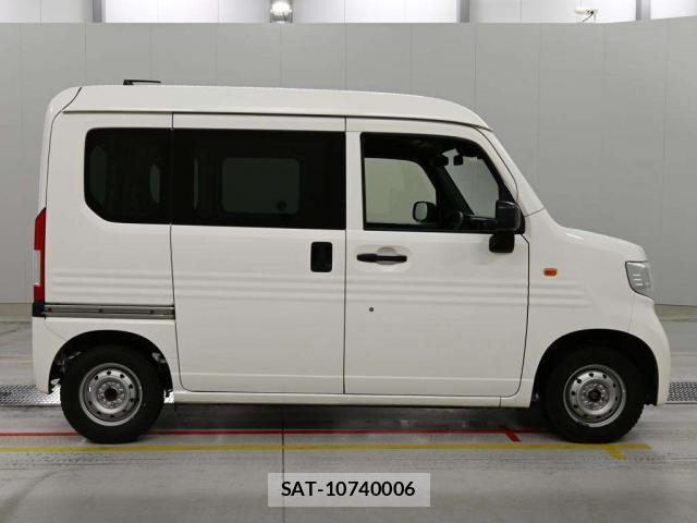 Honda N-VAN 2019-06 8277916-3
