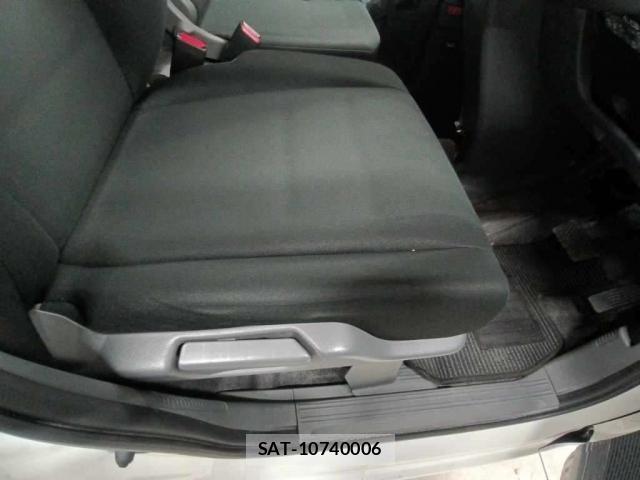 Honda N-VAN 2019-06 8277916-5