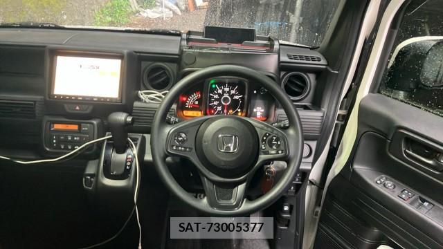 Honda N-VAN 2019-03 8280843-16
