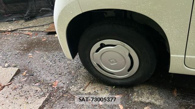 Honda N-VAN 2019-03 8280843-8