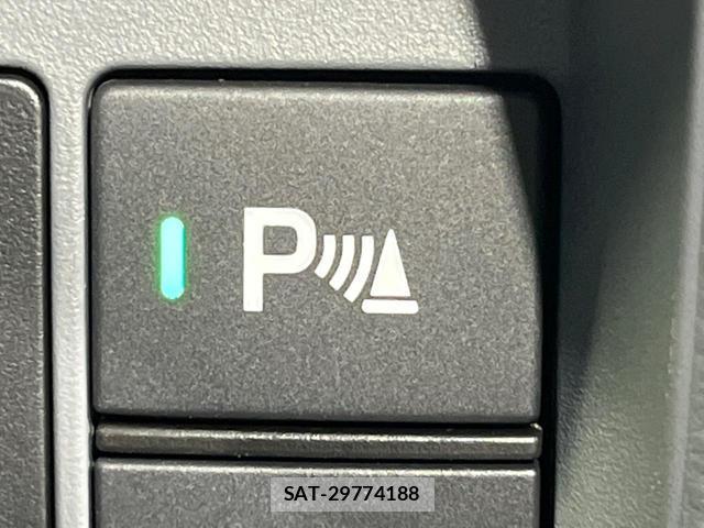Honda N-VAN 2024-12 8283162-3