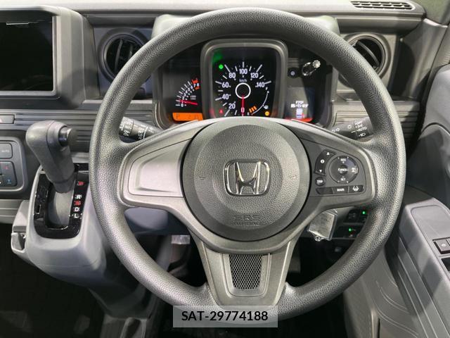 Honda N-VAN 2024-12 8283162-9