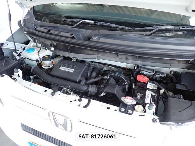 Honda N-VAN 2018-10 8285605-9