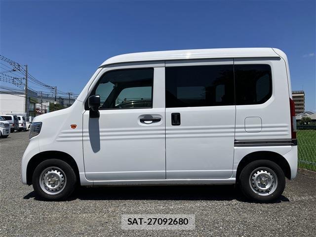 Honda N-VAN 2020-06 8285840-3