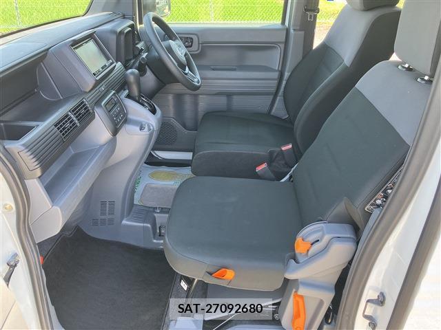Honda N-VAN 2020-06 8285840-9