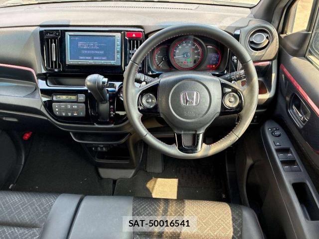 Honda N-WGN 2018-02 8277890-2