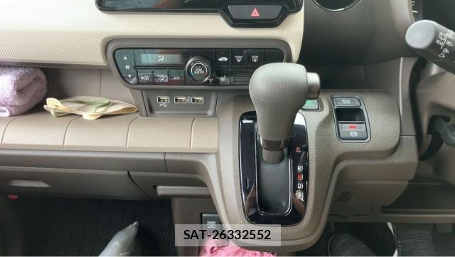 Honda N-WGN 2025-07 8281009-14