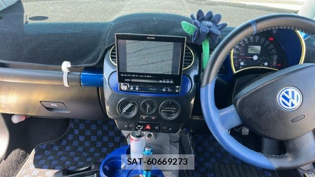 VolksWagen NEW BEETLE 2001-09 8281769-4