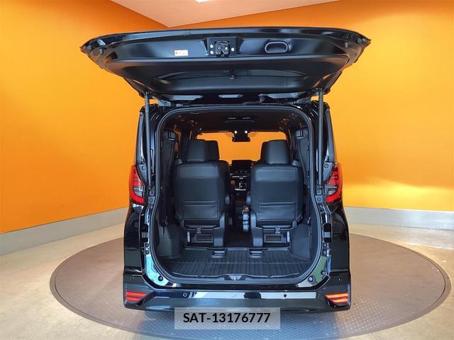 Toyota NOAH 2024-10 8276748-14