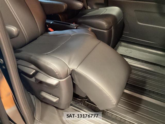 Toyota NOAH 2024-10 8276748-15
