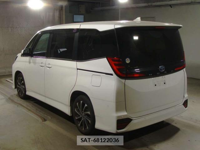 Toyota NOAH 2024-02 8276819-1