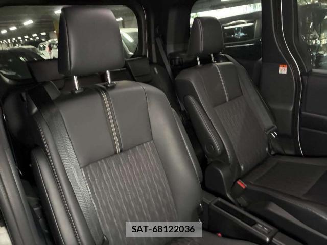 Toyota NOAH 2024-02 8276819-3