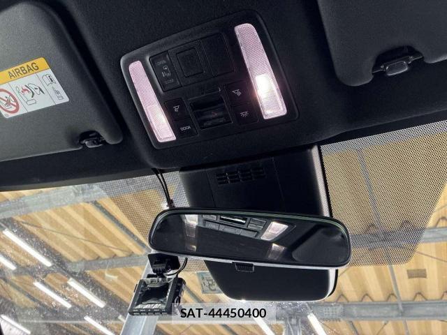 Toyota NOAH 2023-05 8276966-6