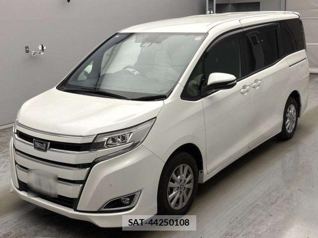 Toyota NOAH 2020-09 8276970-0