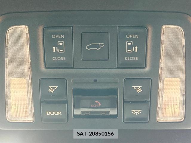 Toyota NOAH 2023-04 8277219-4