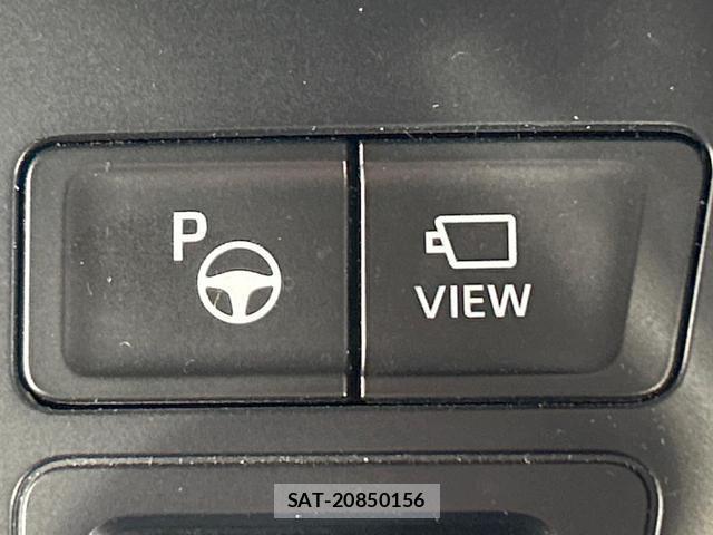 Toyota NOAH 2023-04 8277219-5