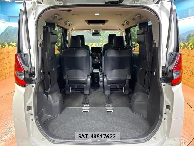 Toyota NOAH 2023-03 8277221-10