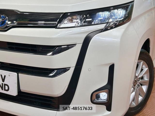 Toyota NOAH 2023-03 8277221-11