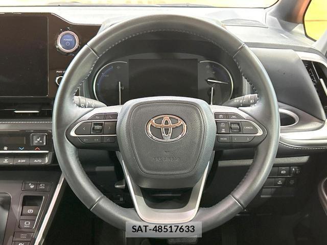 Toyota NOAH 2023-03 8277221-12