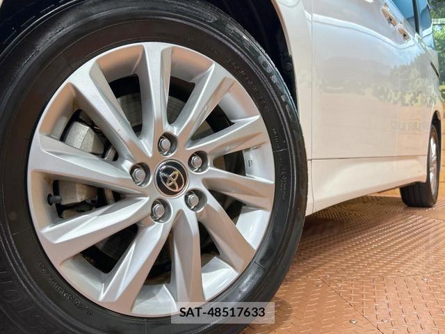 Toyota NOAH 2023-03 8277221-13