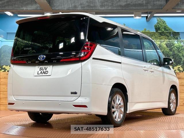 Toyota NOAH 2023-03 8277221-17