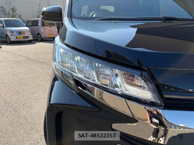 Toyota NOAH 2023-05 8277295-16