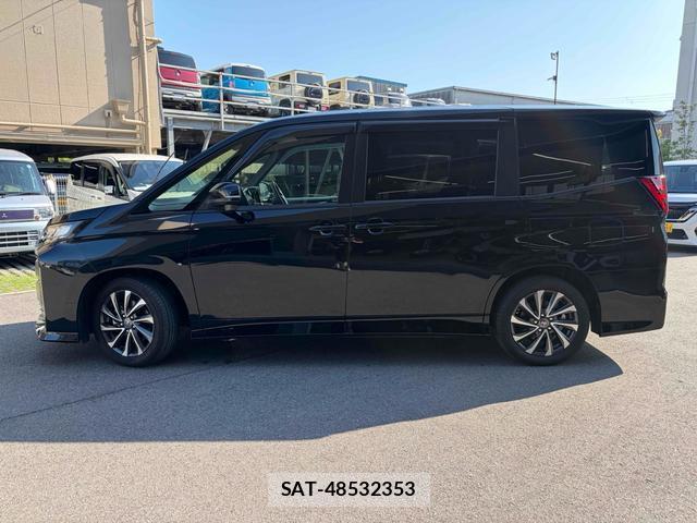 Toyota NOAH 2023-05 8277295-6