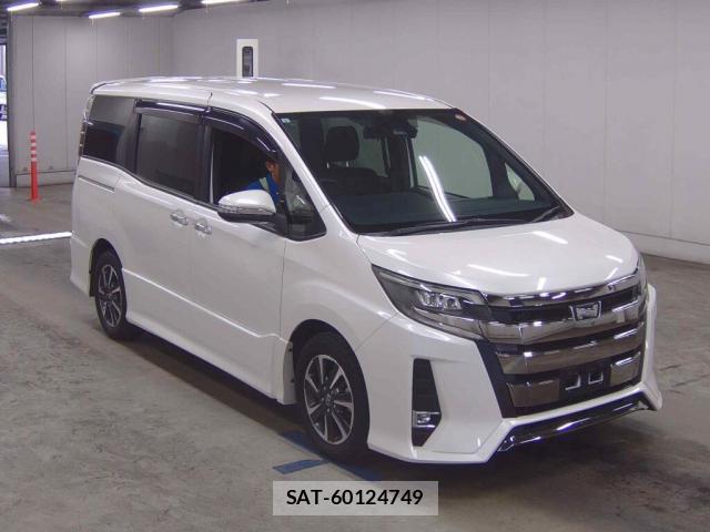 Toyota NOAH 2017-09 8277449-0