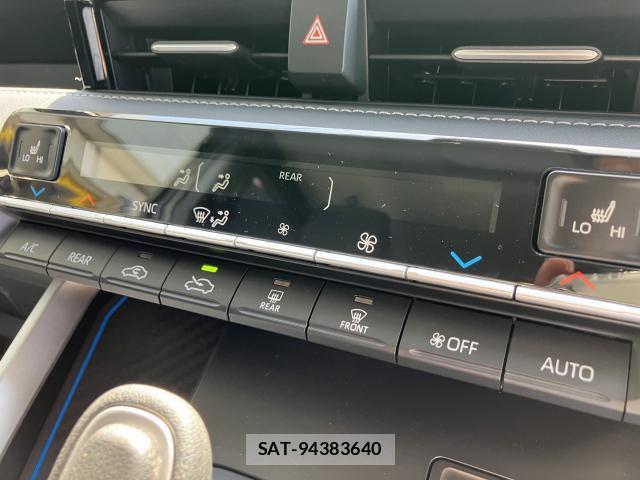 Toyota NOAH 2023 8277567-12