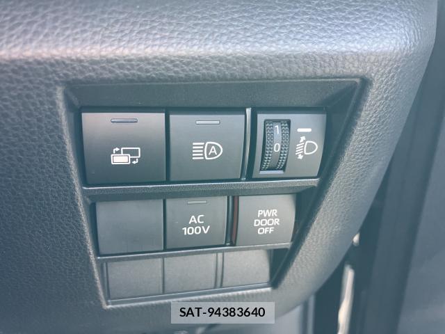 Toyota NOAH 2023 8277567-15