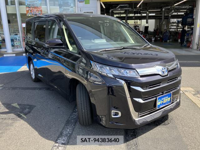 Toyota NOAH 2023 8277567-2