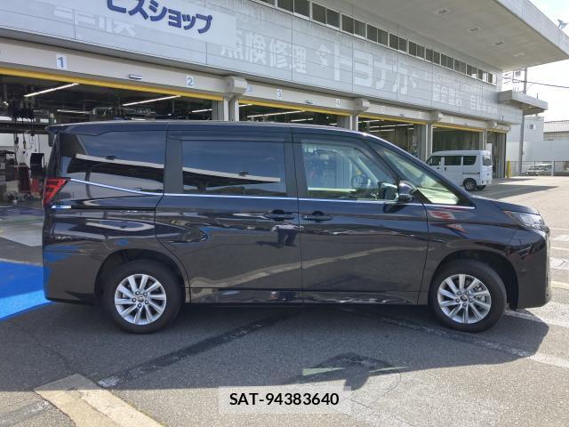 Toyota NOAH 2023 8277567-4