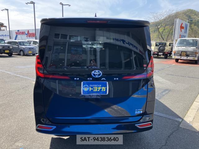 Toyota NOAH 2023 8277567-6