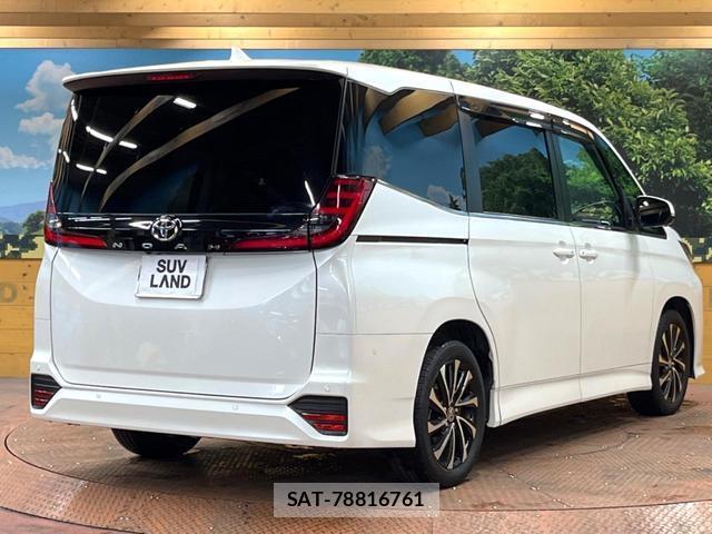 Toyota NOAH 2023-08 8277753-16
