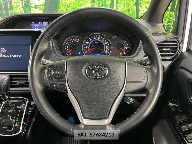 Toyota NOAH 2018-09 8278009-11